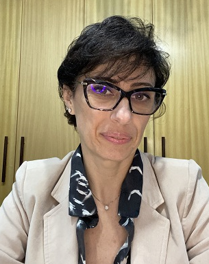 Diretora Luciana Murari