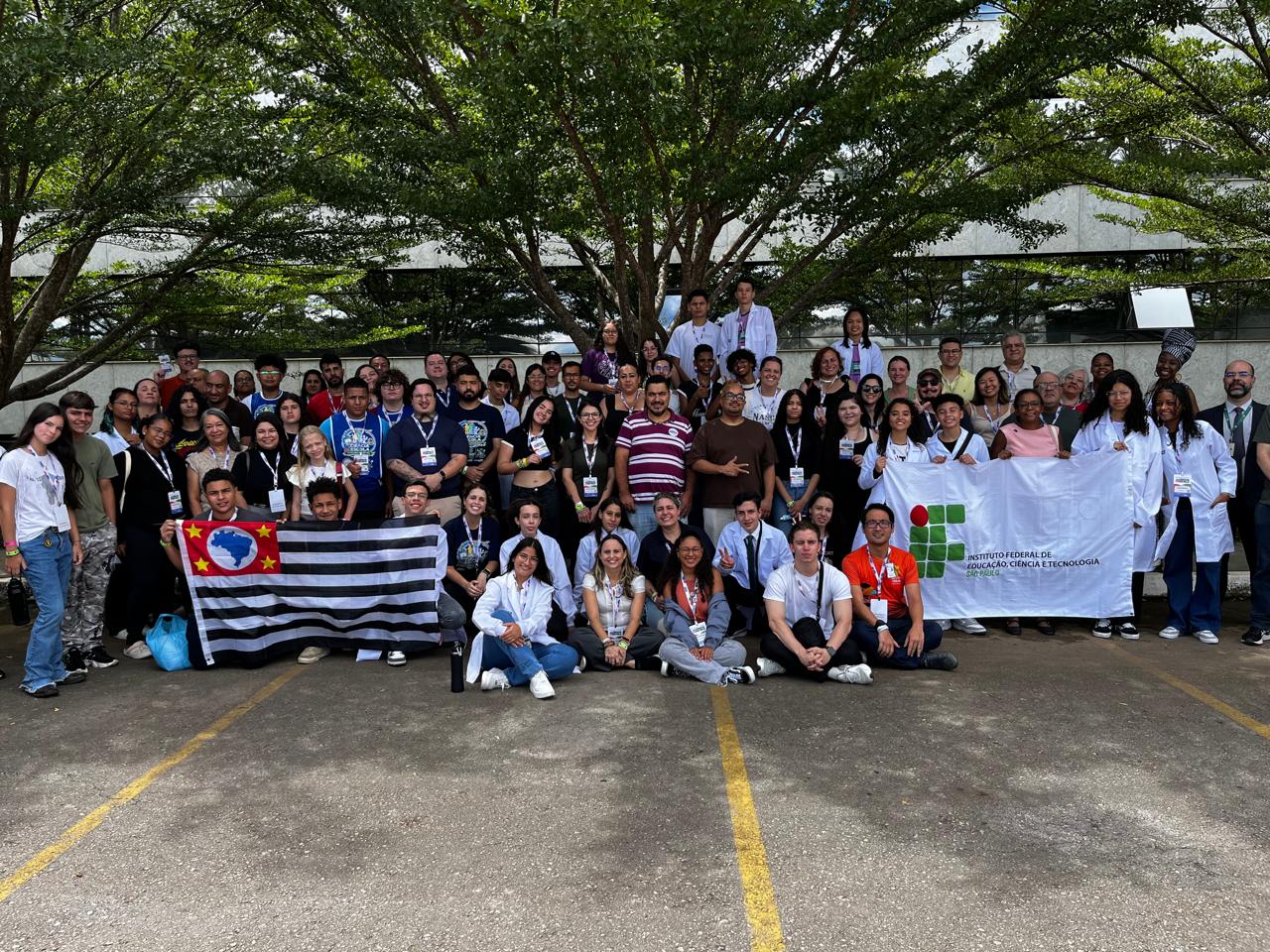 27ad133c 6d8d 4ed3 af72 916b1b6db359